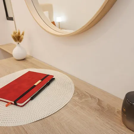 L'atelier Zola 49m2 - Place Emile Zola - Cite De La Gastronomie Et Du Vin - Gare - Commodites A 2 Pas - Climatise Dijon